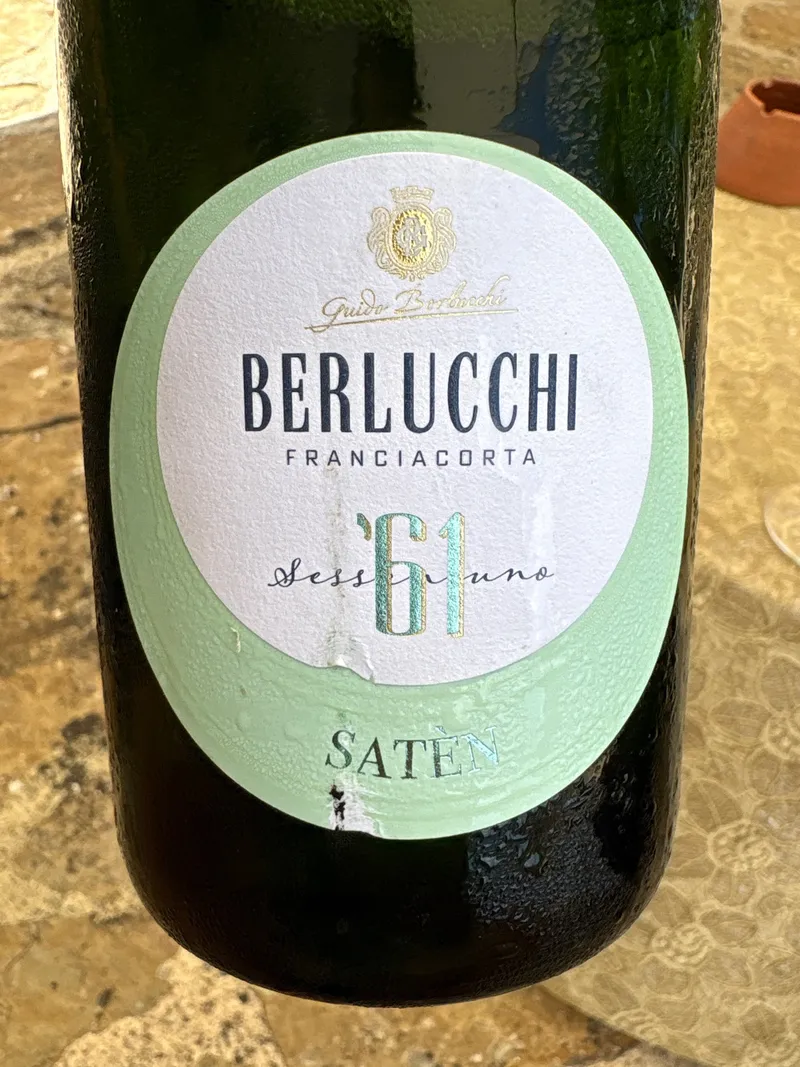 Etikett von Berlucchi '61 Satèn