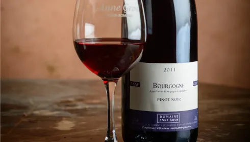 Etikett von Bourgogne Hautes-Côtes de Nuits (rouge)